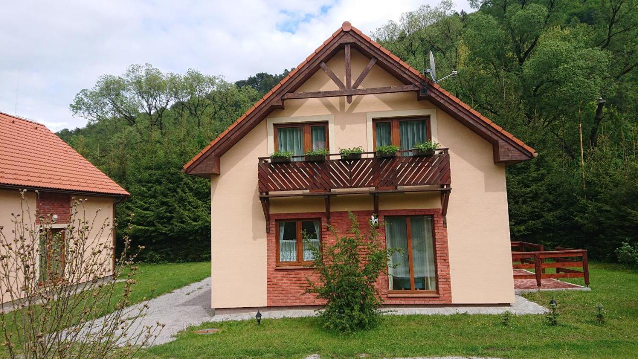 Penzion pod Vlkolíncom Ruzomberok Esterno foto