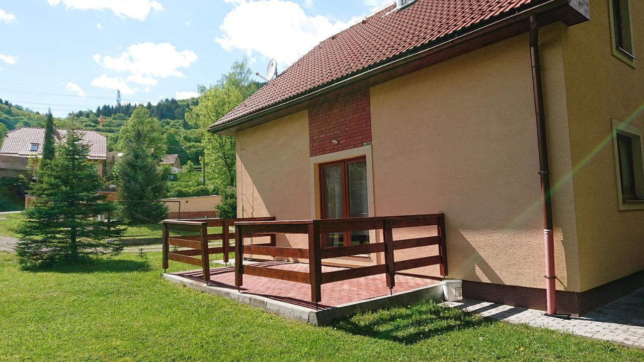 Penzion pod Vlkolíncom Ruzomberok Esterno foto
